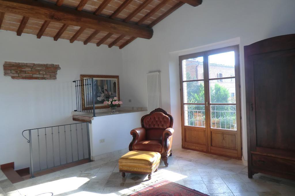 Agriturismo Podernuovo อัสเชียโน ห้อง รูปภาพ