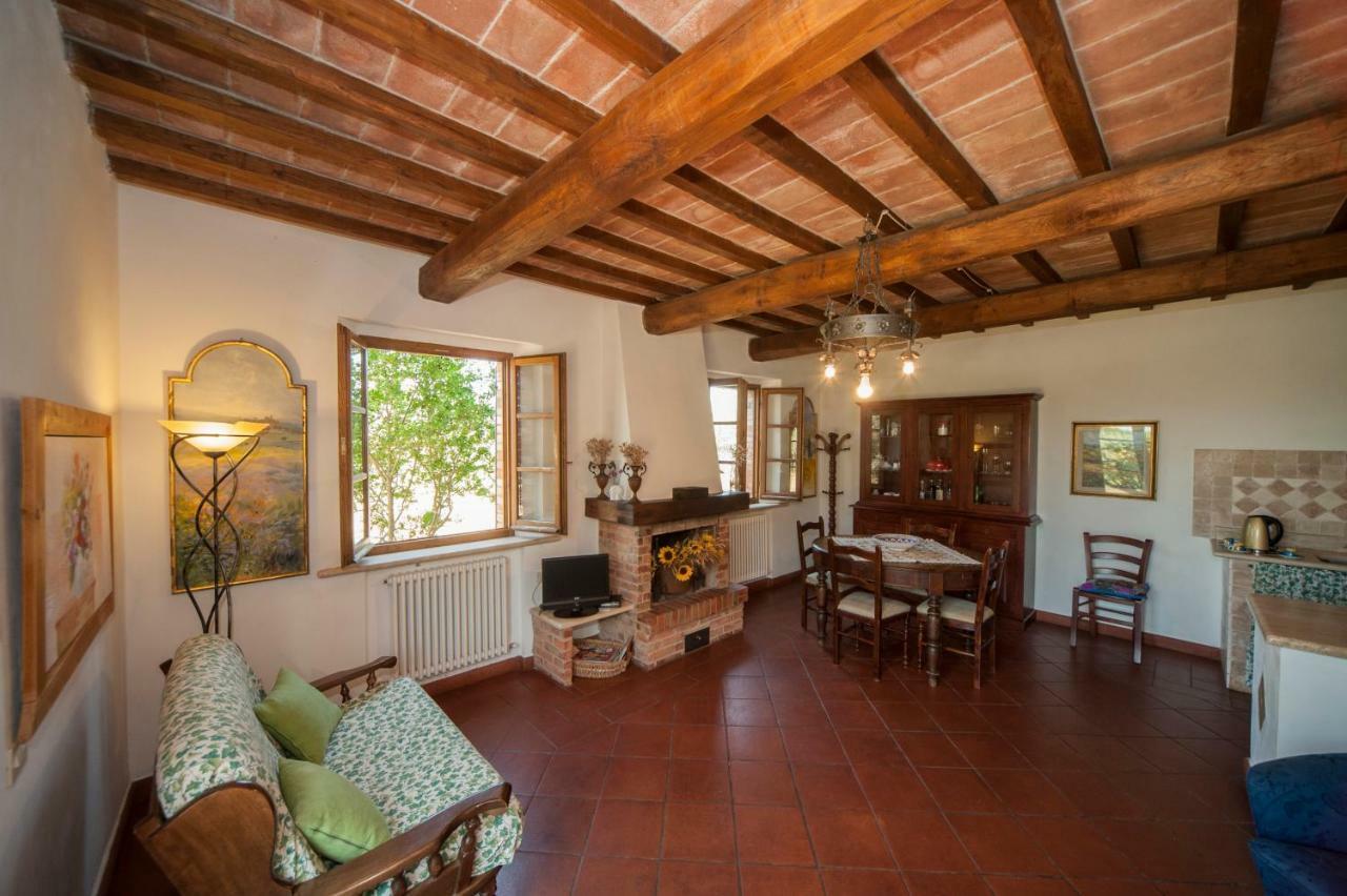 Agriturismo Podernuovo อัสเชียโน ภายนอก รูปภาพ